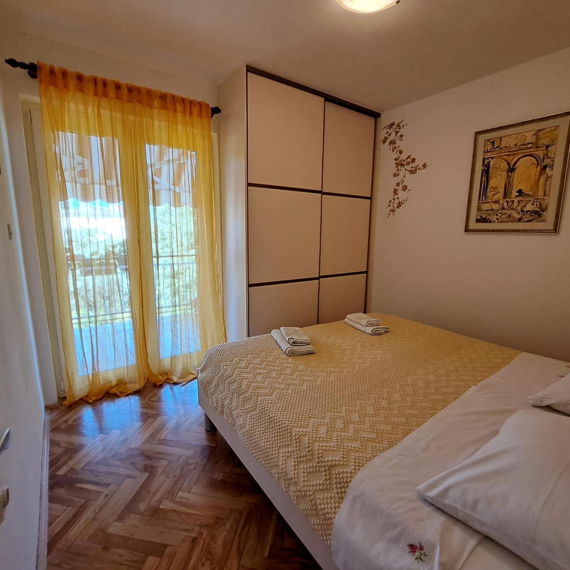 מאלינסקה Apartments Sabina I Grapes מראה חיצוני תמונה