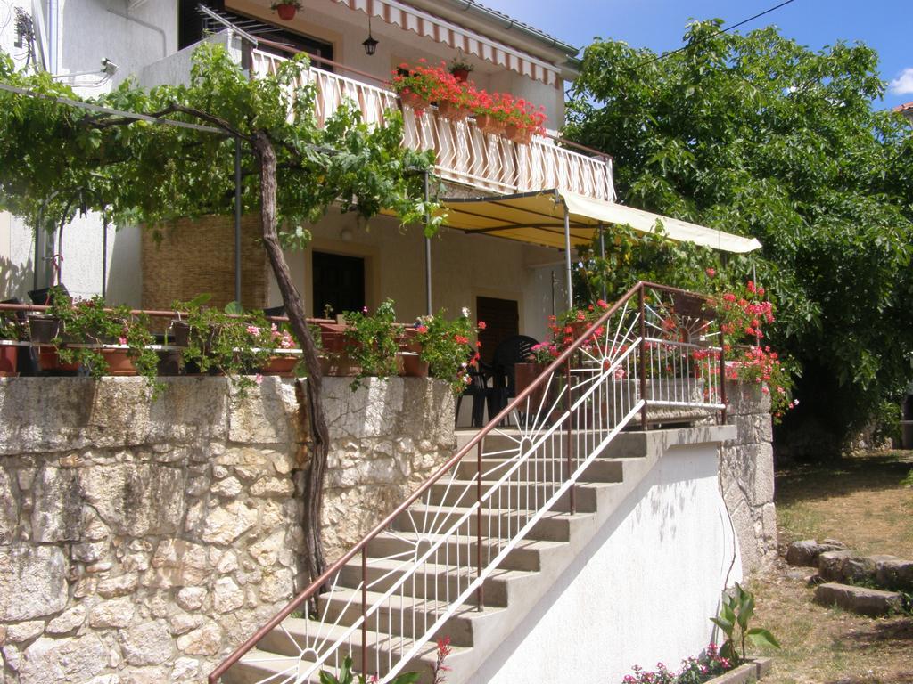 מאלינסקה Apartments Sabina I Grapes מראה חיצוני תמונה