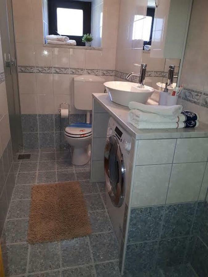 מאלינסקה Apartments Sabina I Grapes מראה חיצוני תמונה